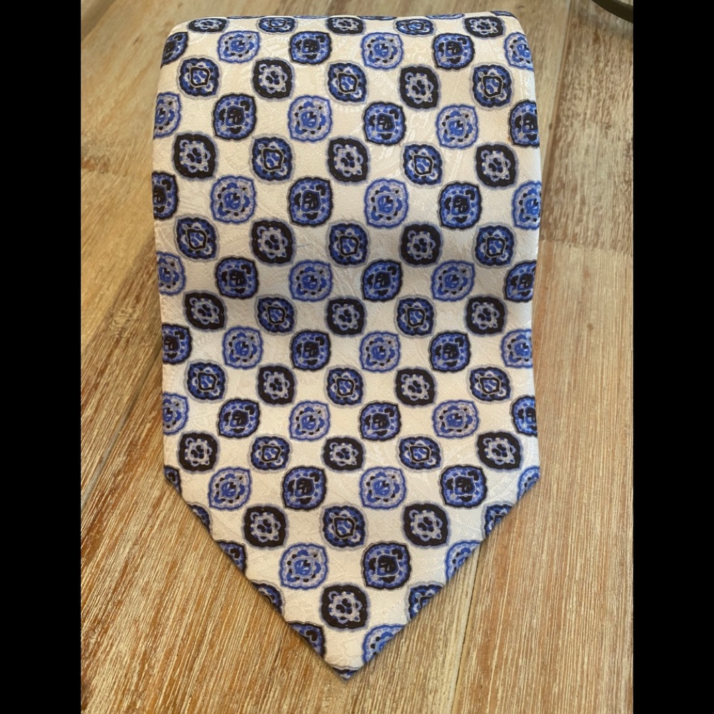 Stefano Ricci silk neck tie Italy 4”W 59” L blue